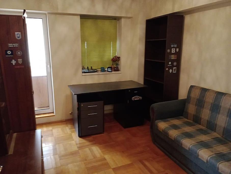 Apartament Ultracentral Kfc Craiova Ngoại thất bức ảnh