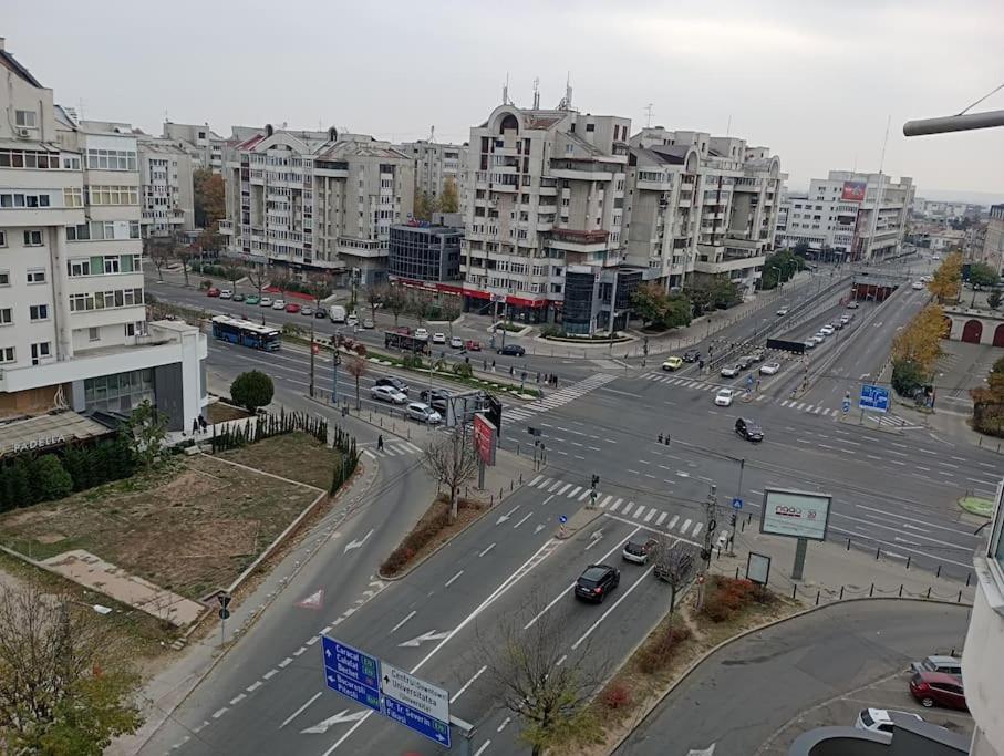 Apartament Ultracentral Kfc Craiova Ngoại thất bức ảnh
