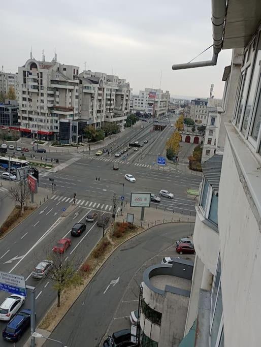 Apartament Ultracentral Kfc Craiova Ngoại thất bức ảnh